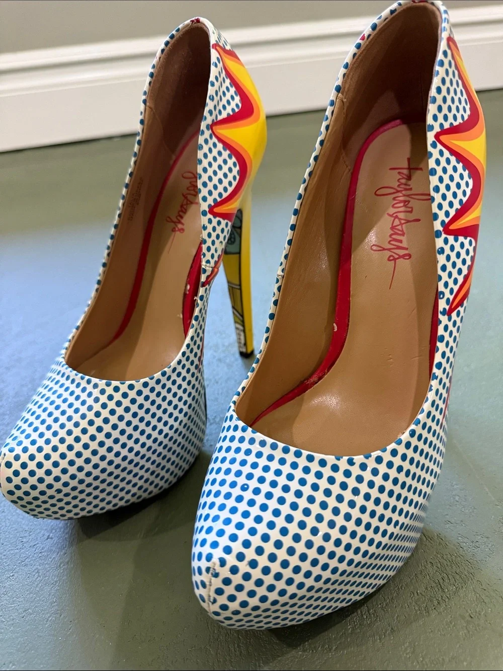 Taylor Says Colorful Pop Art Polka Dot High Heel Pumps - Yellow & Blue